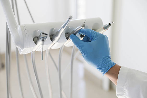 Professional Tooth Extraction technician working in Woodbranch, TX
